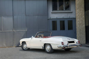 Image 7/19 of Mercedes-Benz 190 SL (1957)