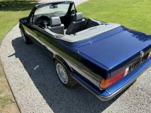 Imagen 8/8 de BMW 320i (1991)