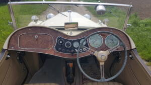 Image 24/52 of MG TD (1953)