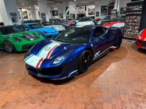 Bild 22/25 von Ferrari 488 Pista (2020)