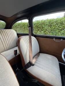 Image 16/24 of SEAT 600 D (1966)