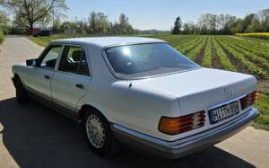 Bild 6/8 von Mercedes-Benz 300 SE (1985)