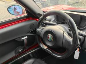 Image 5/5 of Alfa Romeo 4C (2015)
