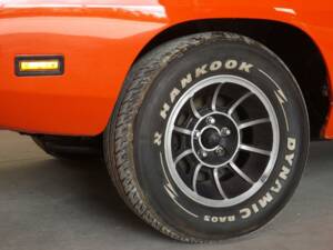 Image 27/50 of Dodge Charger 383 (1969)