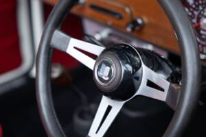 Image 41/50 of Triumph Herald 1200 (1967)