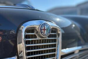 Image 19/25 of Alfa Romeo Giulietta TI (1961)