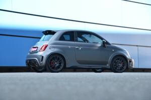 Image 16/16 of Abarth 695 Biposto (2016)