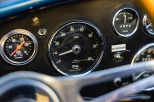 Image 44/68 of Shelby Cobra 289 (1966)