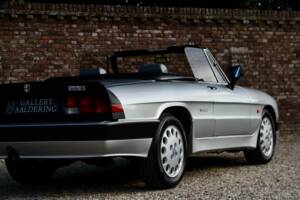 Immagine 48/50 di Alfa Romeo 2.0 Spider QV (1988)