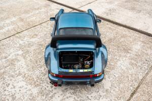 Image 31/34 of Porsche 911 Turbo 3.3 (1978)