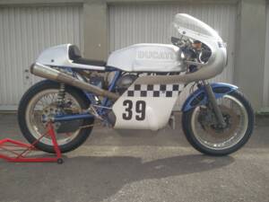 Immagine 4/16 di Ducati 750 Sport (1974)