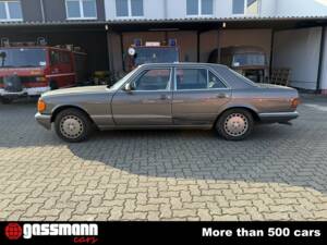 Afbeelding 6/15 van Mercedes-Benz 500 SE (1990)