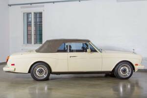 Image 8/22 of Rolls-Royce Corniche II (1986)