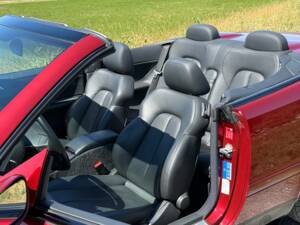 Immagine 4/19 di Mercedes-Benz CLK 230 Kompressor (1999)