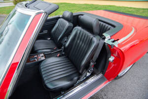 Image 14/29 of Mercedes-Benz 500 SL (1989)