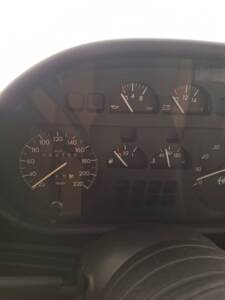 Bild 4/7 von Alfa Romeo 2.0 Spider (1989)