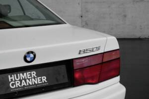 Bild 41/45 von BMW 850i (1990)