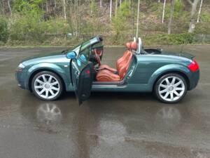 Bild 9/23 von Audi TT 1.8 T (2001)