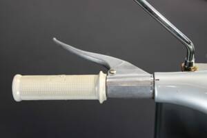 Image 39/45 de Piaggio Vespa 150 (1958)