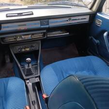 Bild 40/52 von Peugeot 504 (1979)