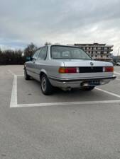 Image 4/9 of BMW 320 (1981)