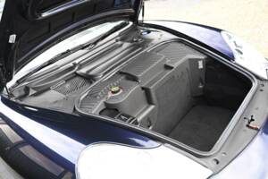 Bild 27/50 von Porsche 911 Carrera 4S (2004)