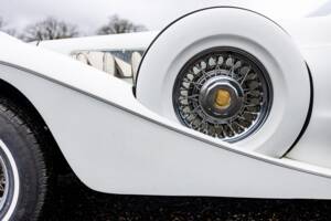 Image 13/50 of CMC Tiffany (1988)