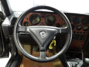 Bild 6/10 von Lancia Thema 8.32 (1987)