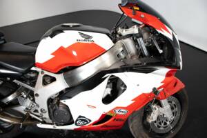 Image 27/41 de Honda DUMMY (1999)