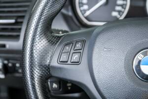 Immagine 19/50 di BMW 125i (2011)