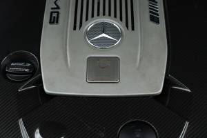 Image 17/41 of Mercedes-Benz SL 65 AMG (2004)