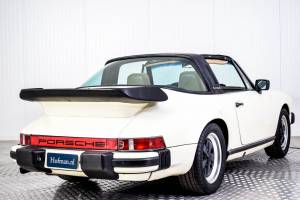 Image 11/50 of Porsche 911 SC 3.0 (1982)