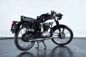Image 6/50 of Mondial 125 (1961)
