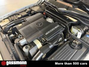 Image 9/12 de Mercedes-Benz 500 SL (1991)