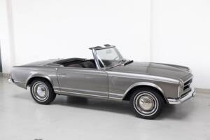 Image 3/35 de Mercedes-Benz 230 SL (1966)