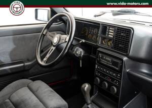 Image 9/15 de Lancia Delta 1.6 HF (1991)