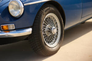 Image 22/100 de MG MGC GT (1970)