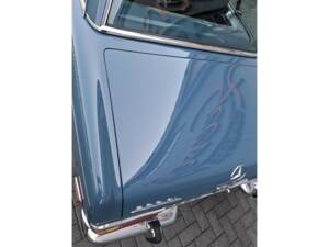 Image 13/50 de Mercedes-Benz 280 SL (1970)