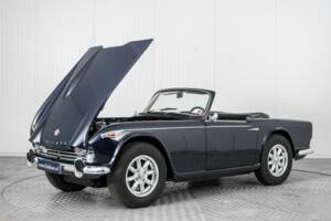 Image 36/50 of Triumph TR 4A (1967)