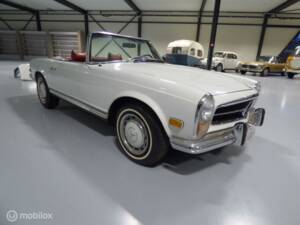 Imagen 7/29 de Mercedes-Benz 280 SL (1970)