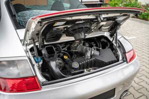 Afbeelding 59/73 van Porsche 911 Carrera 4S (2002)