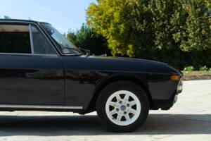 Image 24/50 of Lancia Fulvia Coupe Rallye (1967)