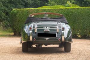 Image 45/46 of Jaguar XK 120 DHC (1954)