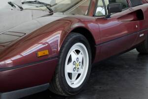 Bild 14/50 von Ferrari 328 GTS (1988)