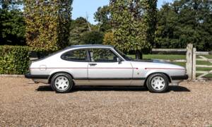Image 2/50 of Ford Capri 2,8i (1987)