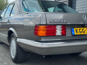 Image 19/26 of Mercedes-Benz 420 SEL (1986)