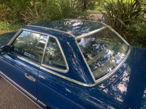 Imagen 12/50 de Mercedes-Benz 300 SL (1988)