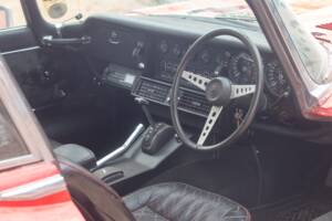 Image 46/50 de Jaguar Type E V12 (2+2) (1973)