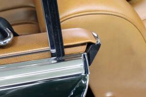 Image 30/99 of Mercedes-Benz 280 SE 3,5 (1971)