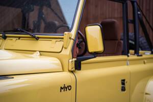 Image 5/28 of Land Rover 90 (1988)